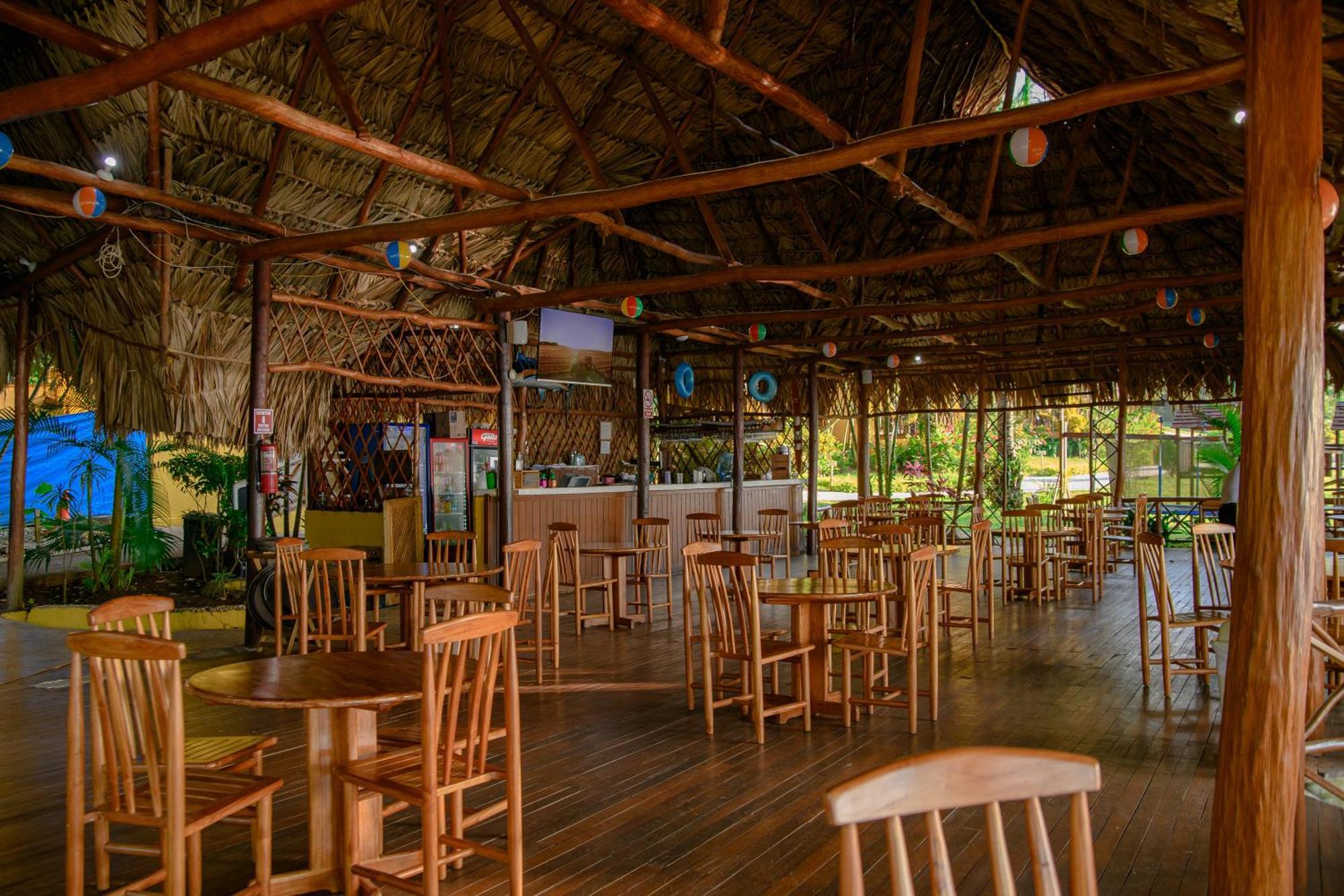 Banana Palms Hotel ริโอดุลเซ ภายนอก รูปภาพ